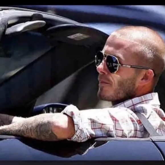 Mens Silver Metal Aviator Sunglasses Gray Polarized Lenses New - Picture 3 of 6